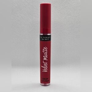 VICTORIA'S Secret NWT Velvet Matte Cream Lip Stain - Obsessed
